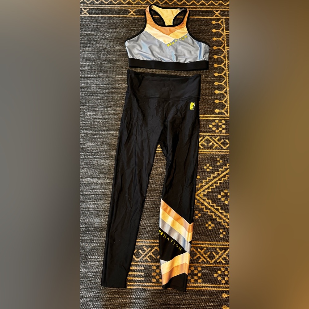 PE Nation Side Step Legging & Sports Bra - Large